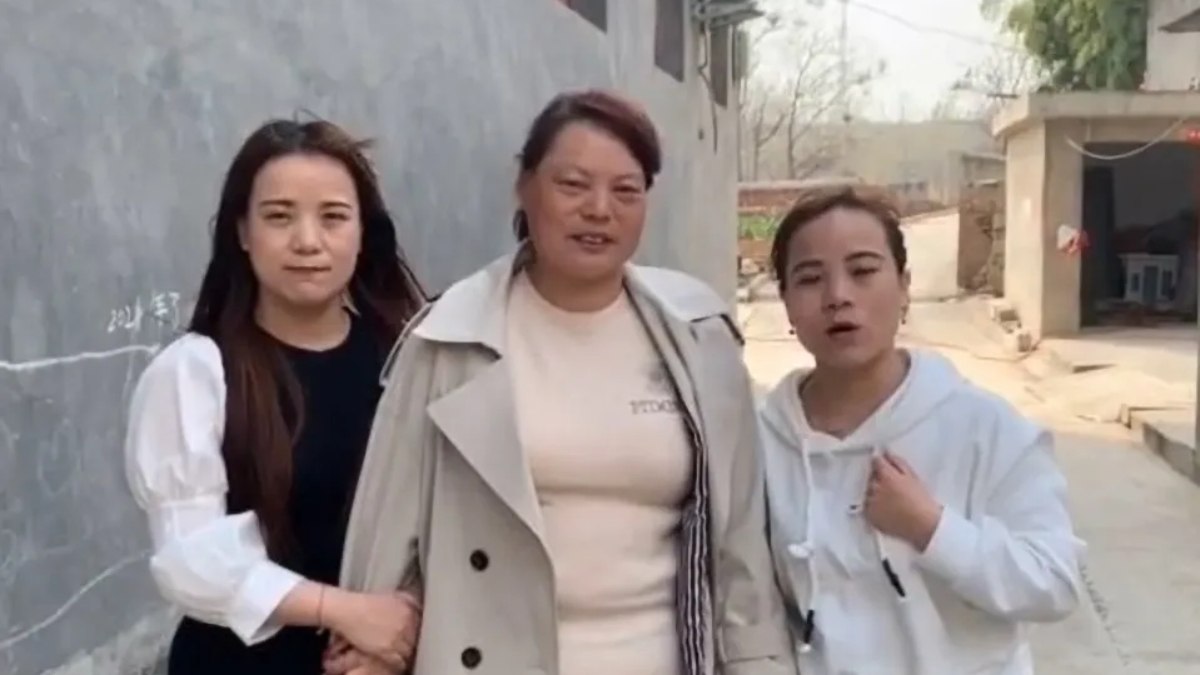 Çin’de doğumda ayrılan kardeşler tanıştı: Birbirlerini sevmeyince görüşmeyi kestiler