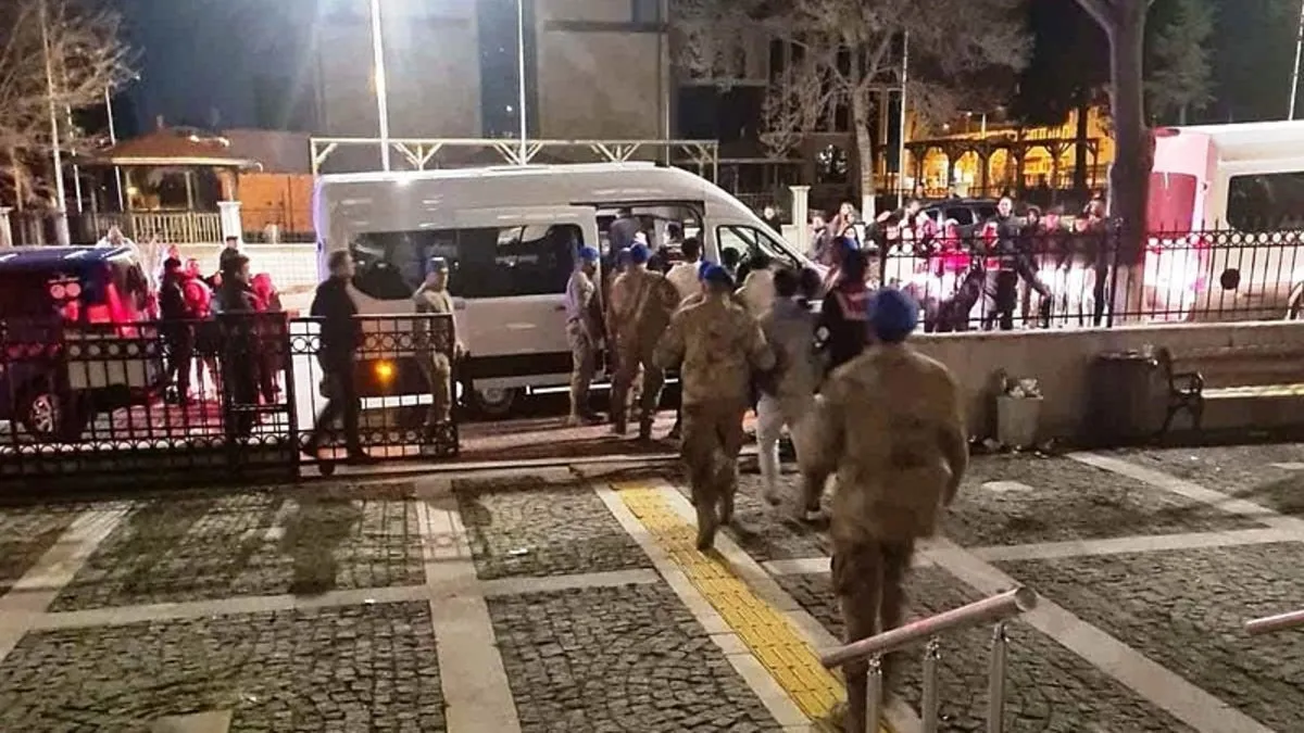 2 gencin yaralanmasında 10 kişi tutuklandı!